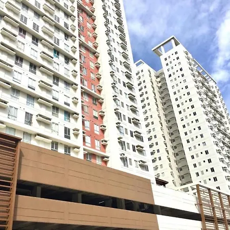 Cozy Place With Pool Avida Tower, It Park